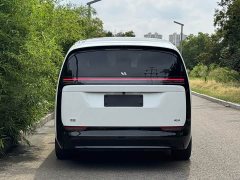 Li Auto Li Xiang MEGA 2024 Ultra - ფოტო 17