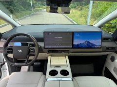 Li Auto Li Xiang MEGA 2024 Ultra - ფოტო 6