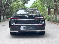 BMW 7 Series 735Li Luxury Package - ფოტო 10