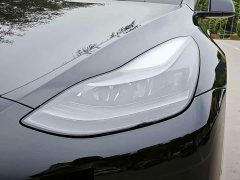 Tesla Model Y Standard Range RWD - ფოტო 4