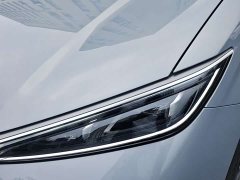 BYD Song Ultra DM-i 205KM Transcendent Edition - ფოტო 17