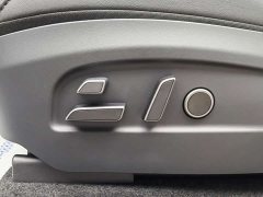 Tesla Model Y L Long Range All-Wheel Drive - ფოტო 13