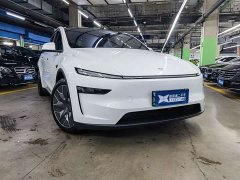 Tesla Model Y L Long Range All-Wheel Drive - ფოტო 3