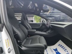 Tesla Model Y L Long Range All-Wheel Drive - ფოტო 8