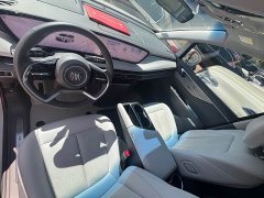 Buick GL8 Luzun Respect Edition - ფოტო 4