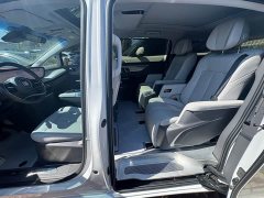 Buick GL8 Luzun Respect Edition - ფოტო 5