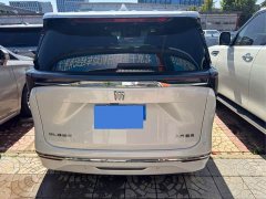 Buick GL8 Luzun Respect Edition - ფოტო 9