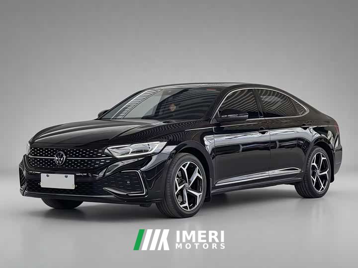 Volkswagen Passat Facelift 330TSI Starry Sky Luxury Edition