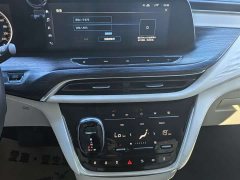 Buick GL8 Avenir Seven-Seater Comfort Edition - ფოტო 15
