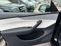 Tesla Model Y Rear-Wheel Drive - ფოტო 2