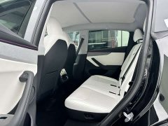 Tesla Model Y Rear-Wheel Drive - ფოტო 6
