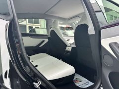 Tesla Model Y Rear-Wheel Drive - ფოტო 7