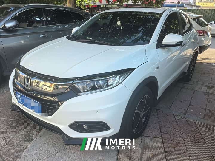 Honda Vezel 1.5L CVT Phantom Night Pioneer Edition
