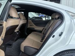 Lexus ES 2020 200 Excellence Edition - ფოტო 7