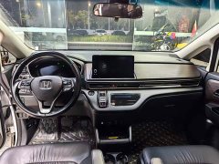Honda Odyssey 2.0L e:HEV Sharp Radiance Edition - ფოტო 6