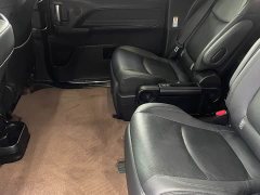 Toyota Sienna 2021 2.5L Hybrid Premium Edition - ფოტო 7
