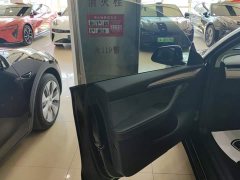 Tesla Model Y Long Range All-Wheel Drive - ფოტო 7