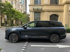NIO ES8 2026 Six-Seat Executive Signature Edition - ფოტო 4