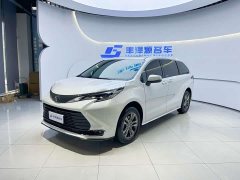 Toyota Sienna 2027 2.5L Hybrid FWD Comfort - ფოტო 1
