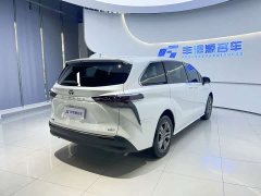 Toyota Sienna 2027 2.5L Hybrid FWD Comfort - ფოტო 4
