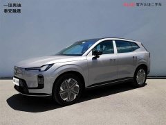 Volvo XC70 Plug-in Hybrid AWD Extended Range Core - ფოტო 1
