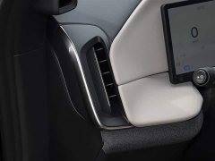 Volvo XC70 Plug-in Hybrid AWD Extended Range Core - ფოტო 7
