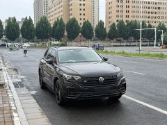 Volkswagen Touareg 3.0TSI Sharp Enjoyment Edition Jet Black Sport Package - ფოტო 3