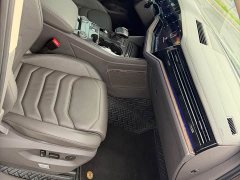 Volkswagen Touareg 3.0TSI Sharp Enjoyment Edition Jet Black Sport Package - ფოტო 7