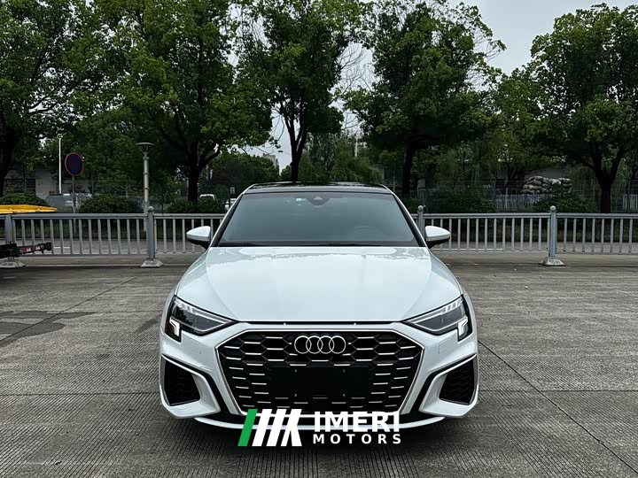 Audi A3 2021 Sportback 35 TFSI Fashion Sport - ავტომობილი ჩინეთიდან
