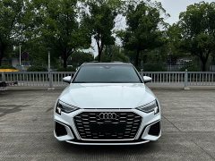 Audi A3 2021 Sportback 35 TFSI Fashion Sport - ფოტო 1