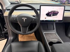 Tesla Model Y Rear-Wheel Drive - ფოტო 16