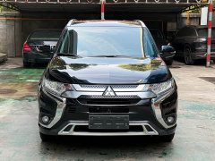 Mitsubishi Outlander 2.0L 2WD Comfort Edition 7-Seater - ფოტო 3