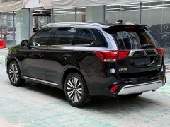 Mitsubishi Outlander 2.0L 2WD Comfort Edition 7-Seater - ფოტო 4