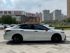 Toyota Camry 2.5S Knight Edition - ფოტო 5