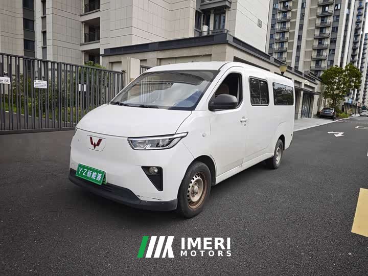 Wuling Yangguang 300km Comfort Passenger Van 60kW - ავტომობილი ჩინეთიდან