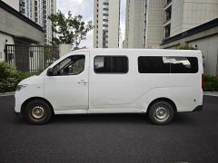 Wuling Yangguang 300km Comfort Passenger Van 60kW - ფოტო 12