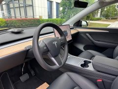 Tesla Model Y Rear-Wheel Drive - photo 5