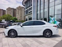Toyota Camry 2.5S Sharp Elegance Edition - ფოტო 3