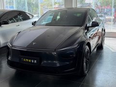 Tesla Model Y Rear-Wheel Drive - ფოტო 1