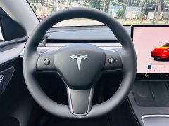 Tesla Model Y Rear-Wheel Drive - ფოტო 15