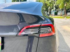 Tesla Model Y Rear-Wheel Drive - ფოტო 9