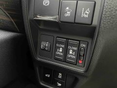 Honda Odyssey 2.0L Sharp Smart Enjoy Edition - ფოტო 20