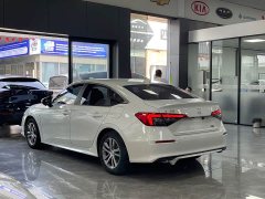 Honda Civic 180TURBO CVT Premium Edition - ფოტო 13
