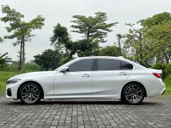 BMW 3 Series Facelift 325Li M Sport Package - ფოტო 18