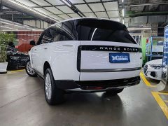 Land Rover Range Rover 3.0L V6 400PS Extended Wheelbase Prestige Edition - ფოტო 4