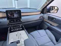 Lincoln Navigator 2020 Presidential Series 3.5T - ფოტო 4