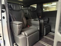 Toyota Alphard Twin Engine 2.5L Premium Edition - ფოტო 10