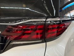 Toyota Alphard Twin Engine 2.5L Premium Edition - ფოტო 18