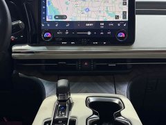 Lexus LM 2023 500h Six-Seat Premium Edition - ფოტო 14