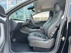Tesla Model Y Rear-Wheel Drive - ფოტო 18